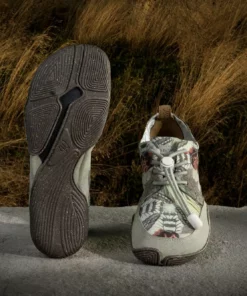 Wildling Shoes B_Eden